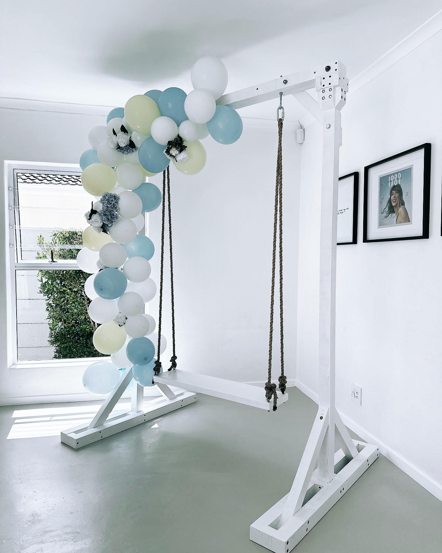 Wooden White Macrame Backdrop & Swing Set